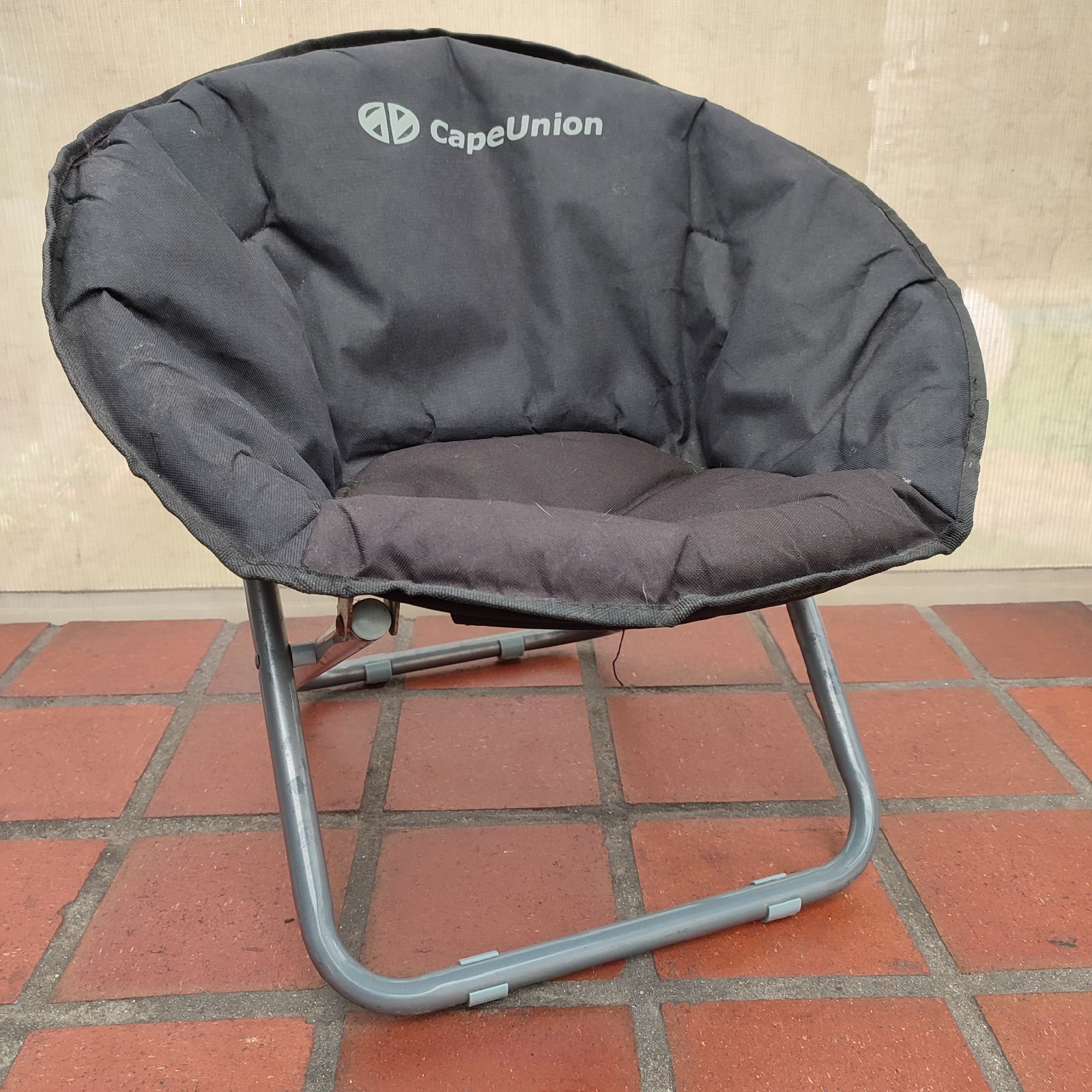 Kids Cape Union Mart Camping Chair light rust on the frame in good condition