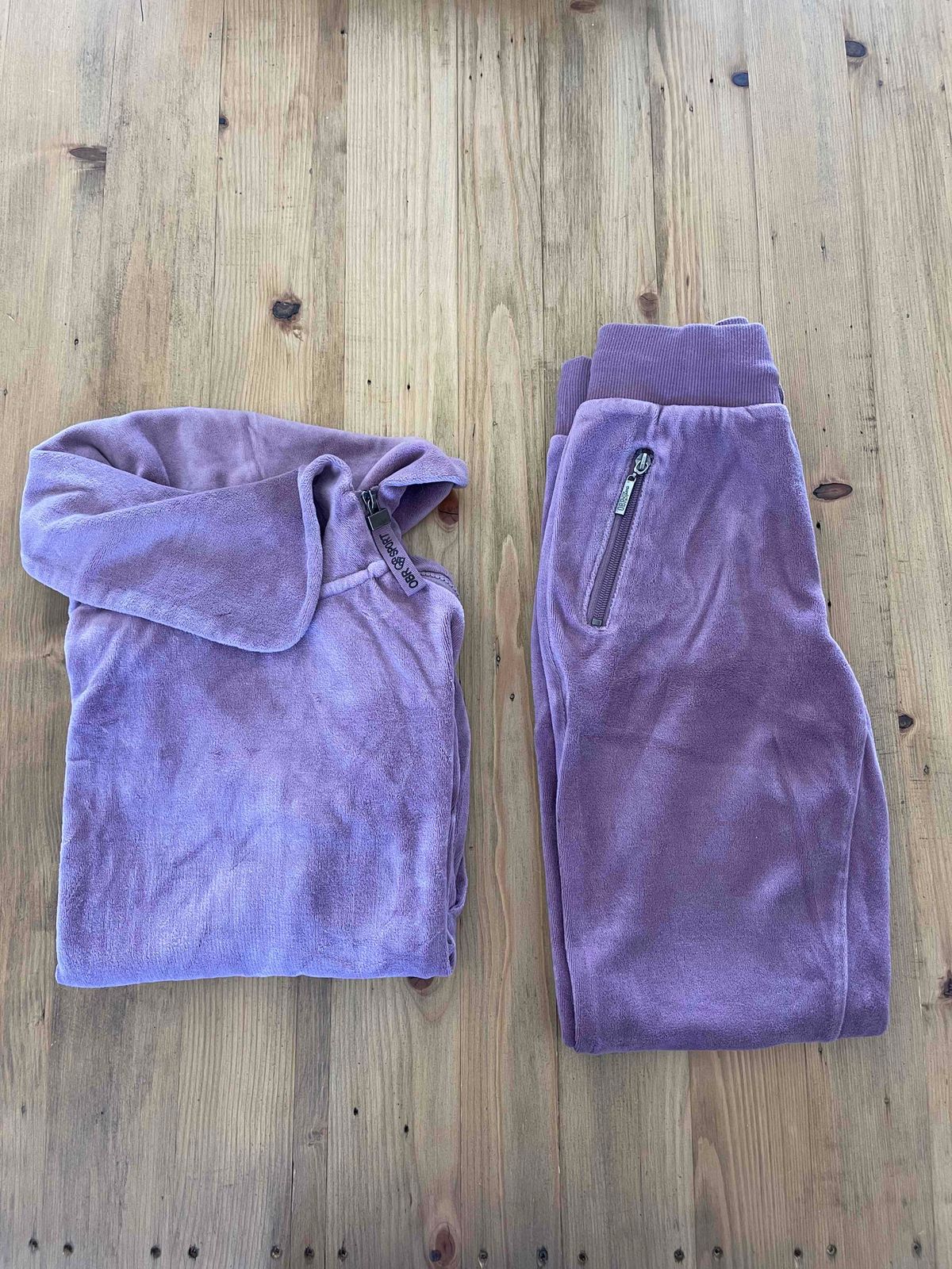 Women Truworths OBR Sport Velour Tracksuit Pu YAGA