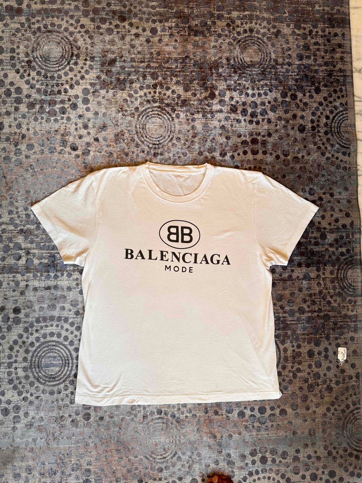 T shirt balenciaga on sale bianca