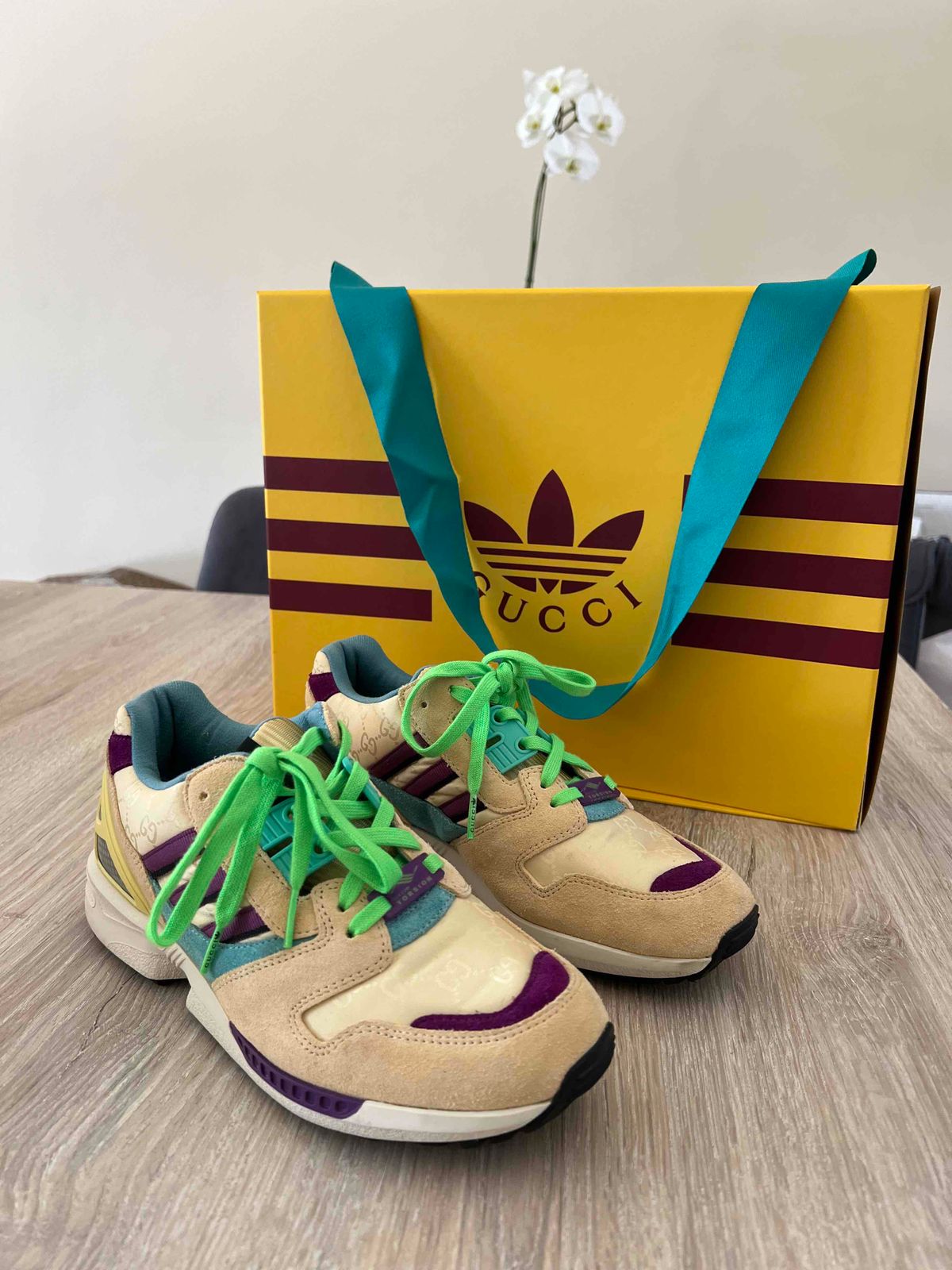 adidas gazelle silver green womens Adidas x Gucci Gazelle GG Monogram Low Top Sneakers Brown Size 7 HQ885 –  Celebrity Owned