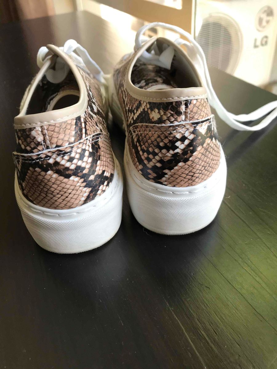 Womens snakeskin clearance slip on sneakers