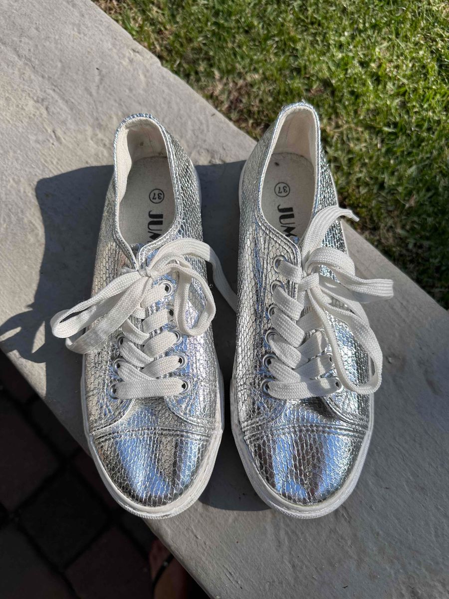 Trendy silver sneakers Size 37 / 4