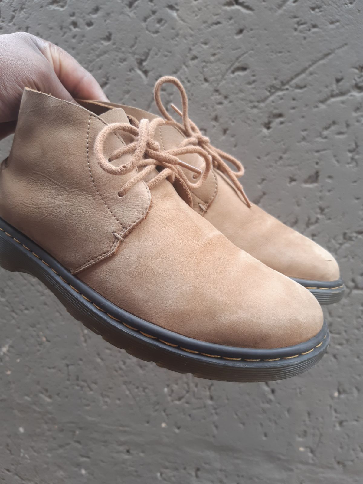 Women Dr Martens Ember Tan unisex boots Yaga SA