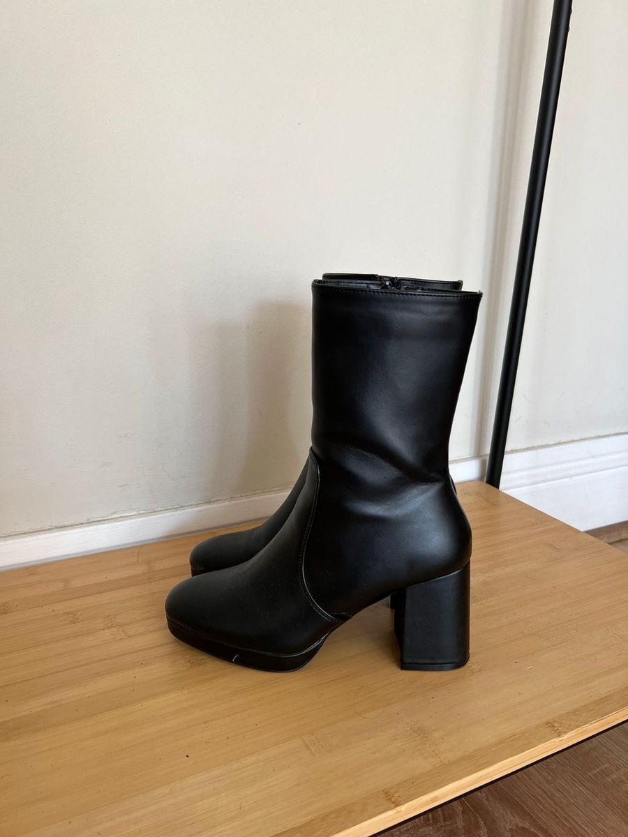 Cotton on boots deals