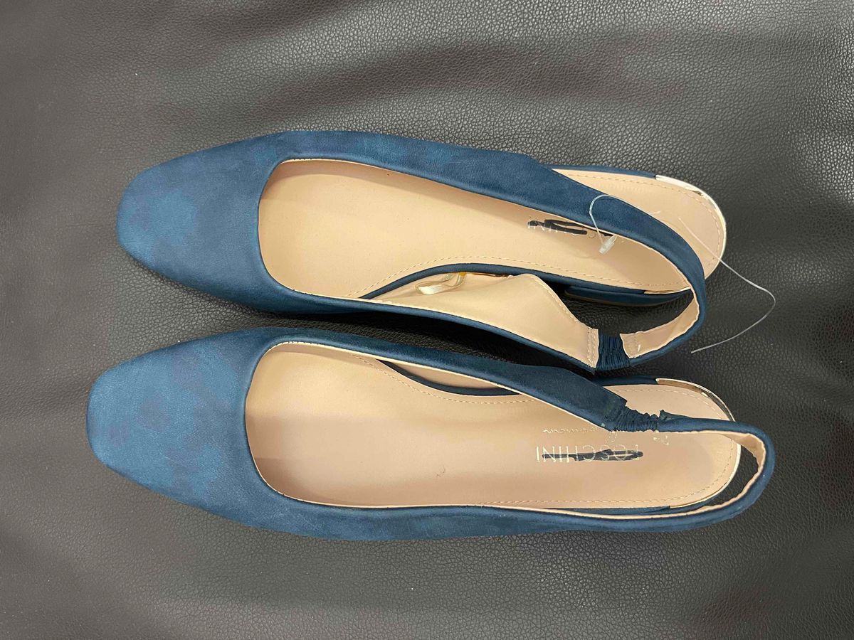 Yellow shoes 2025 at foschini