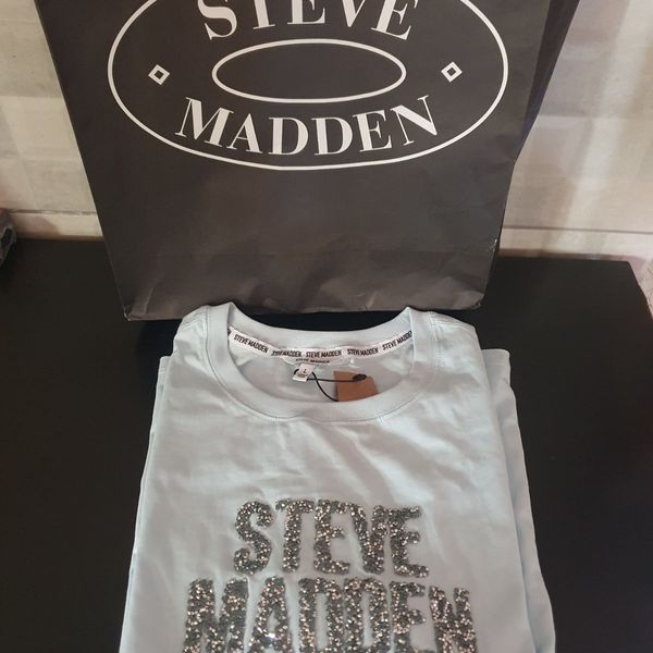 Women Steve Madden T- shirt Size: Large Brand YAGA
