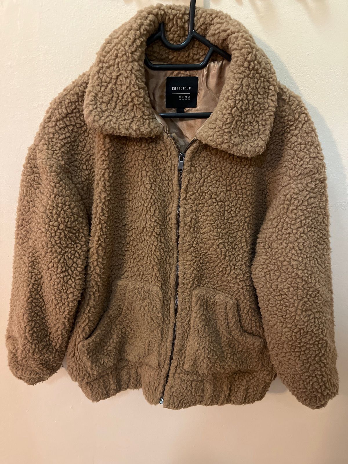 Women Cotton On teddy bear jacket. Size AUS 1 Yaga SA