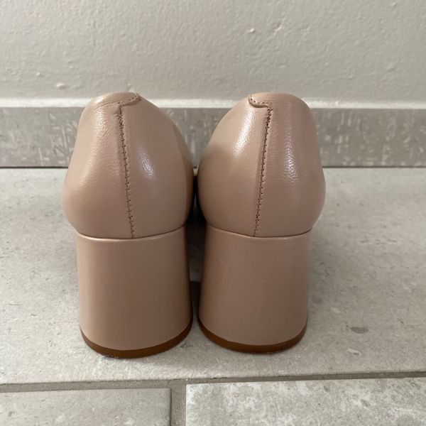 Yaga marketplace for preloved fashion