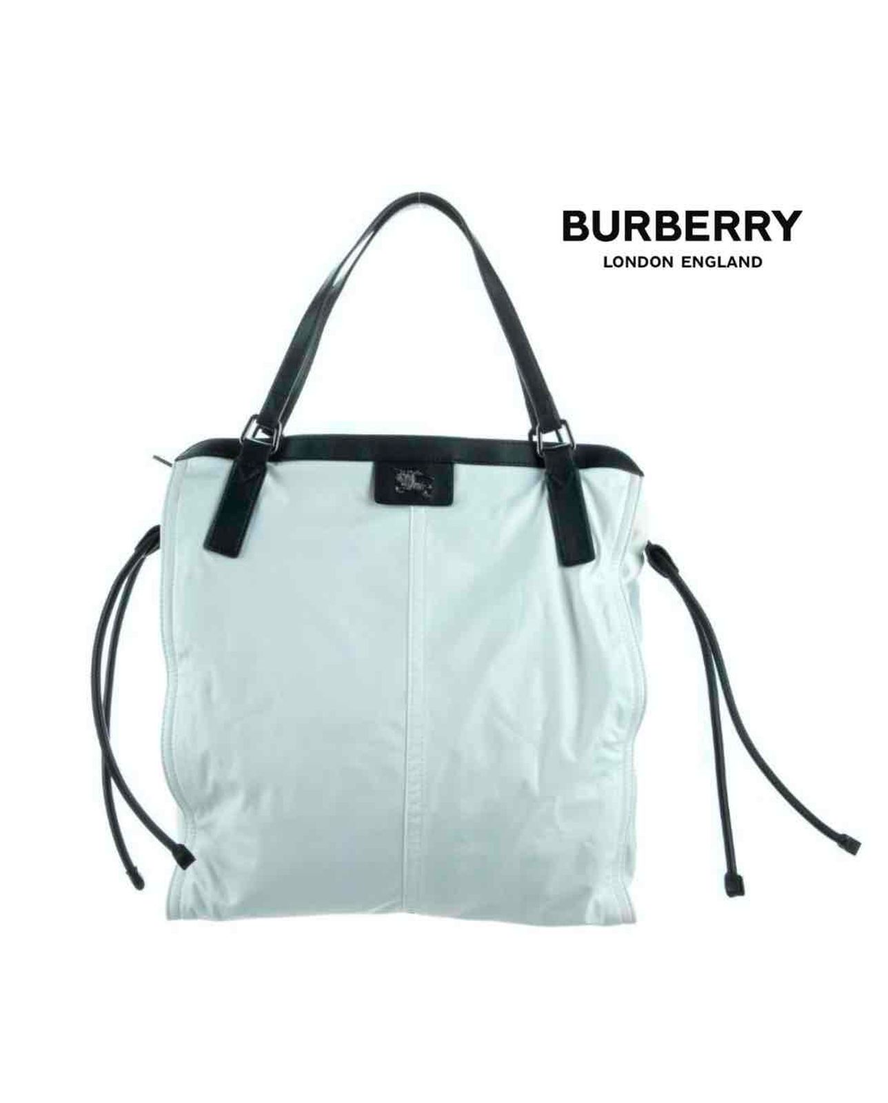 Burberry discount buckleigh tote