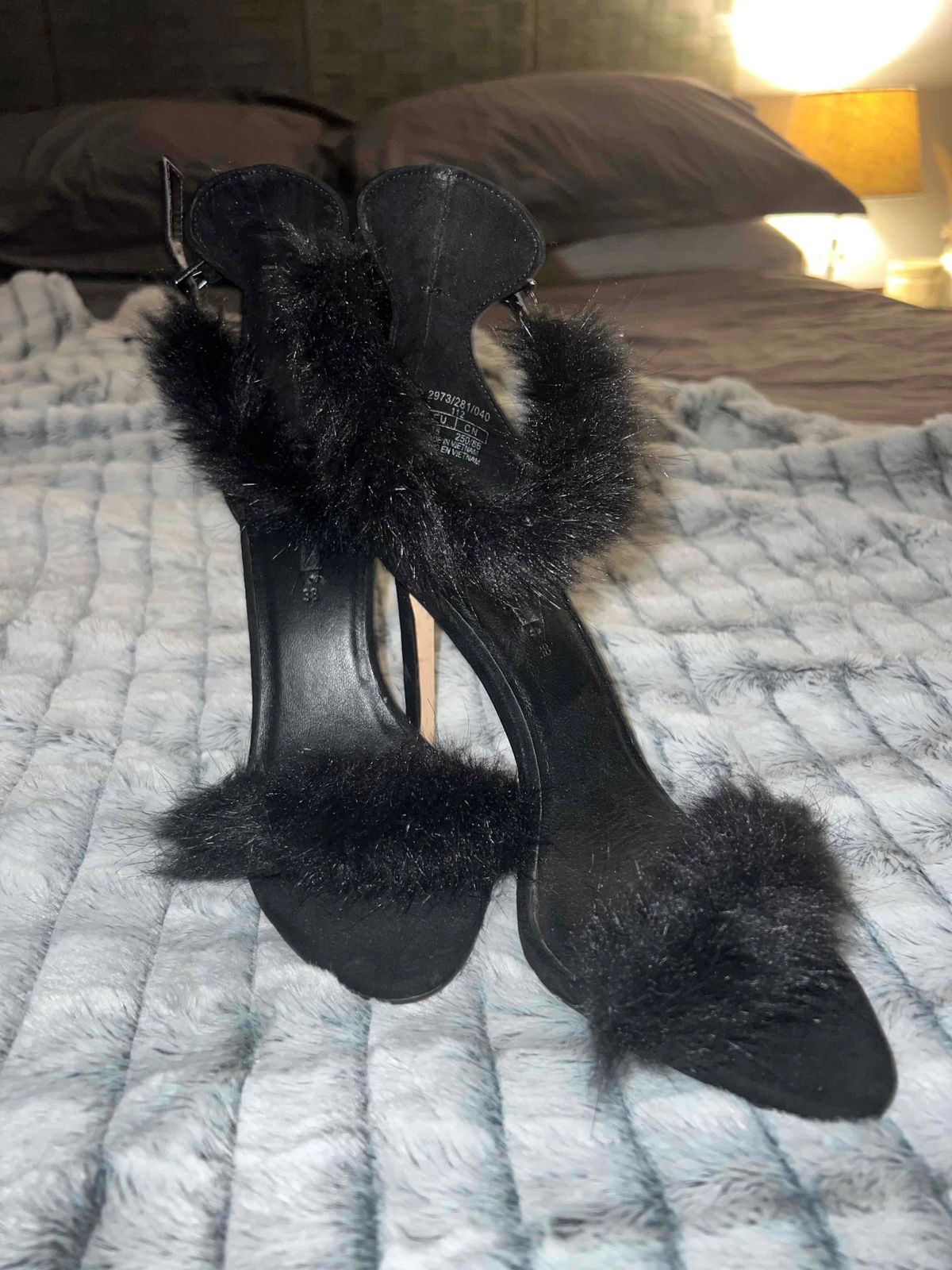 Black fluffy outlet heels