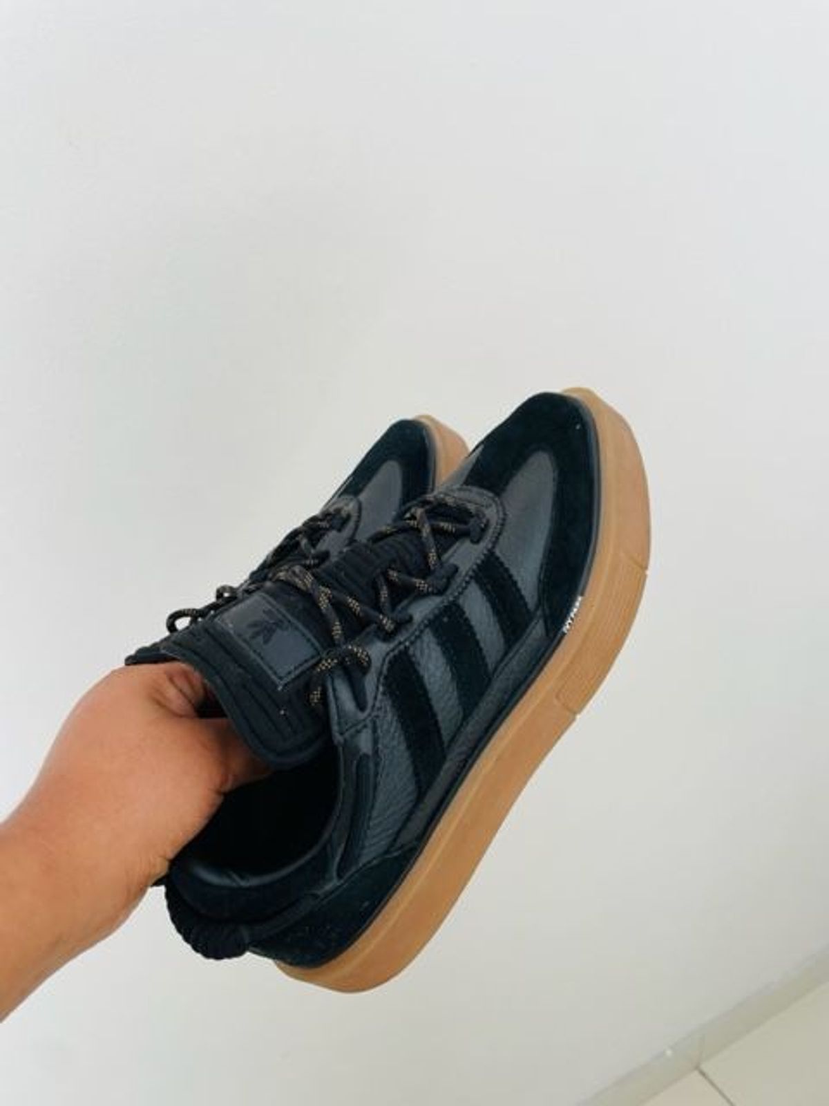 sneakers sportscene ivy park