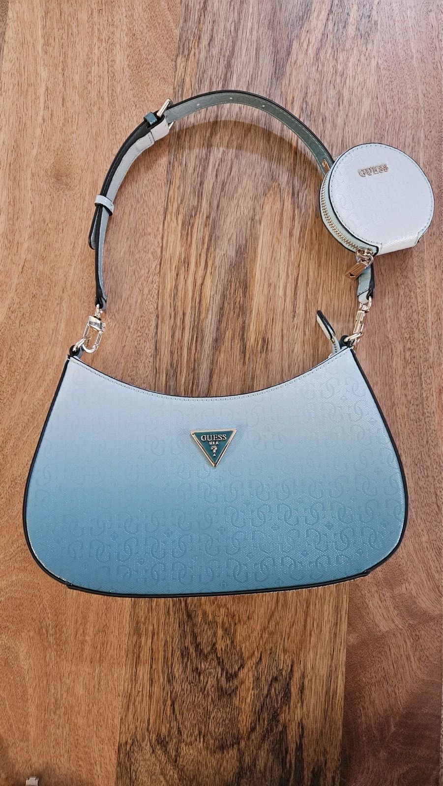 Women Guess Alexie top zip shoulder bag in om YAGA