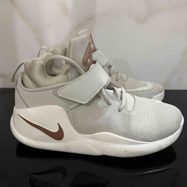 Nike 2025 kwazi premium