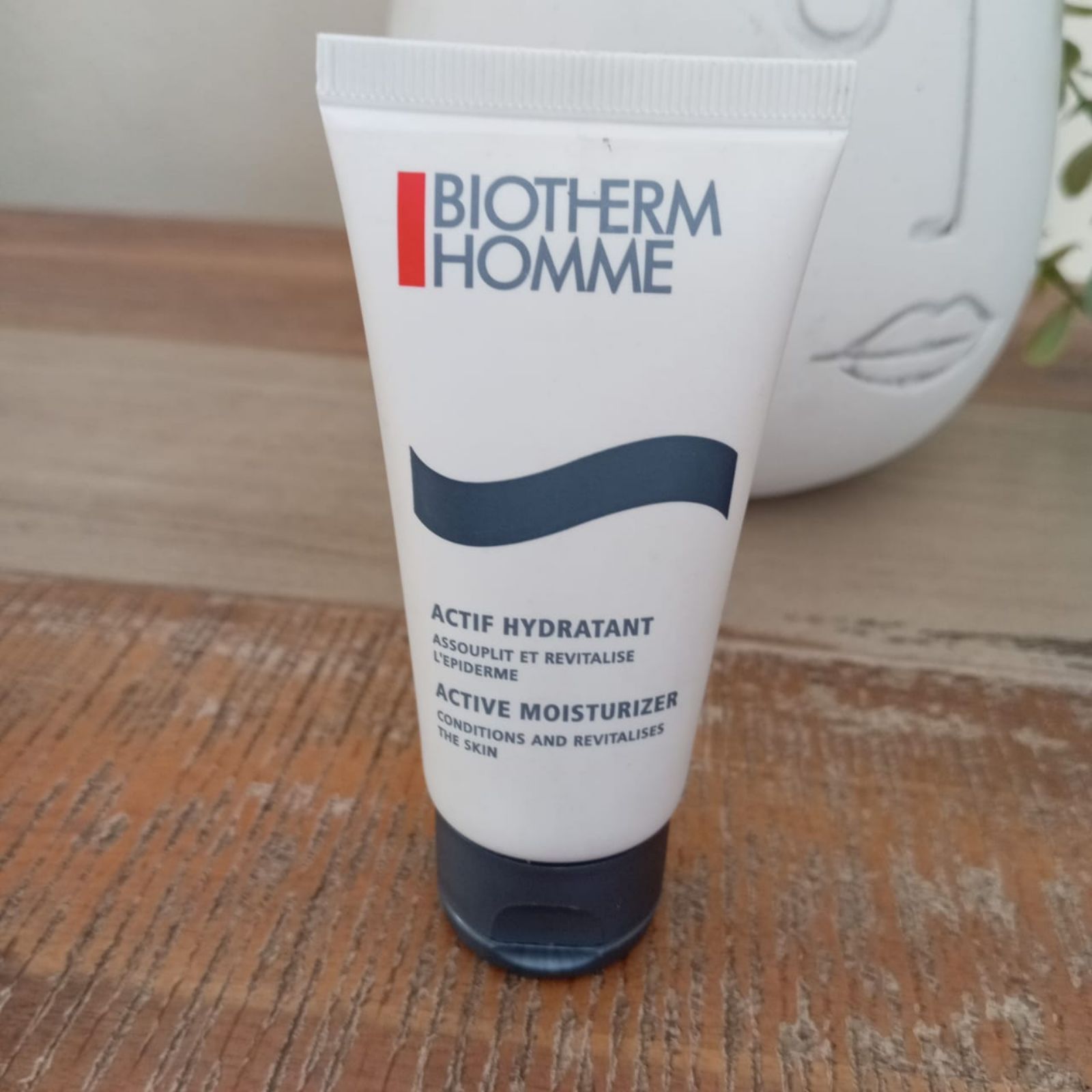 Yaga marketplace for preloved fashion