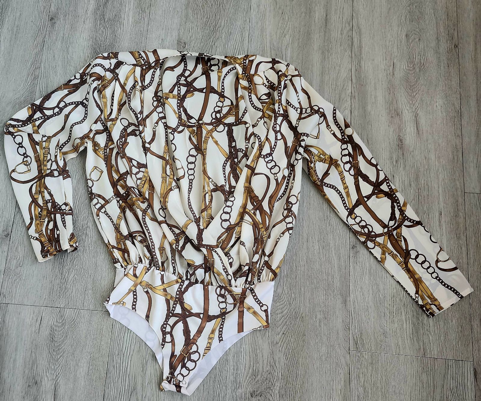 Zara chain best sale print bodysuit