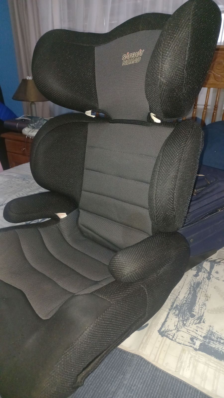 Safeway nomad 2025 booster seat