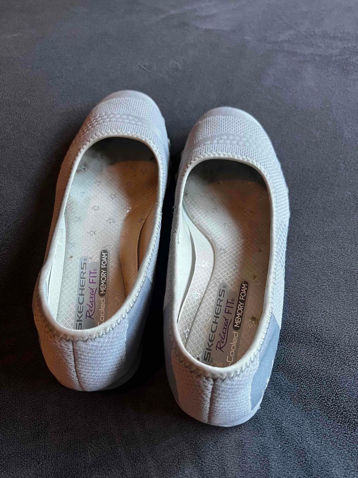 Skechers relaxed fit memory foam xl hotsell