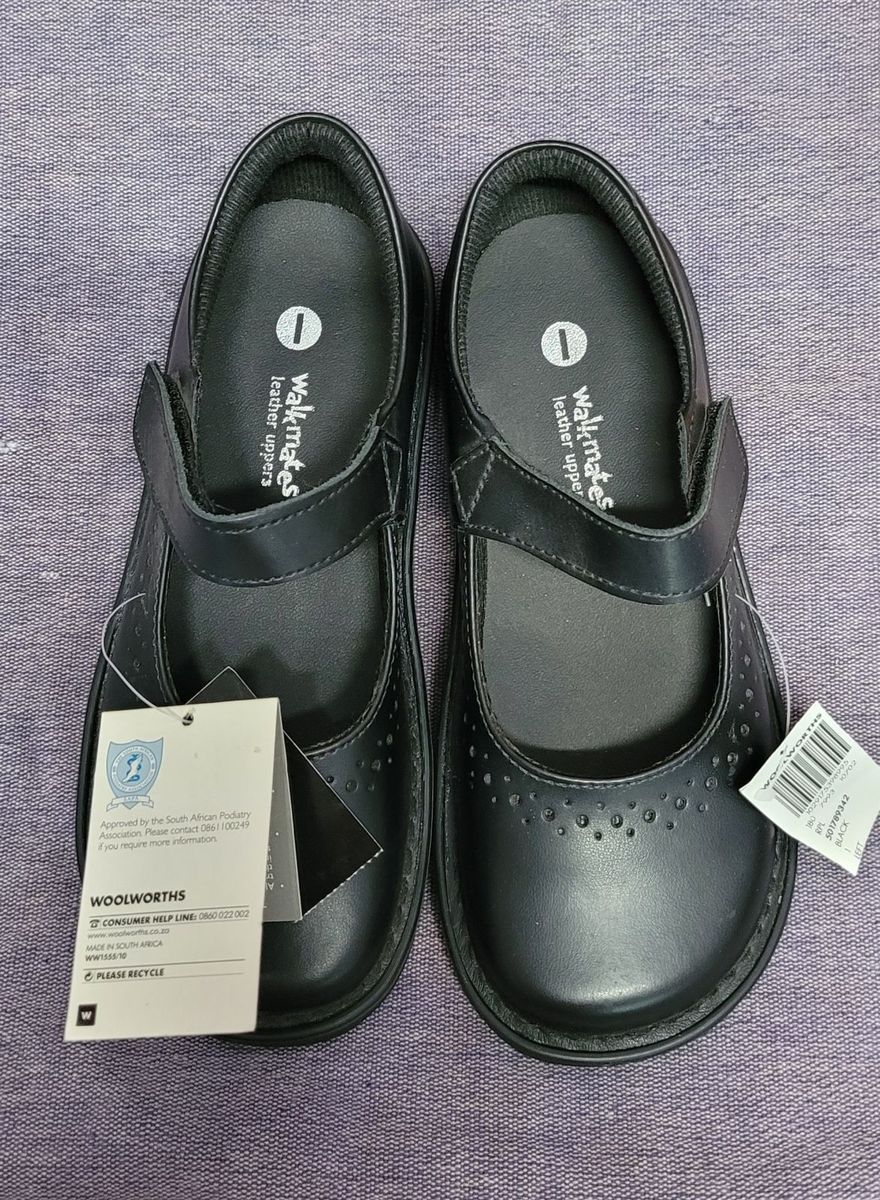 Kids Walkmates School shoes Size 1 Brand new Yaga SA