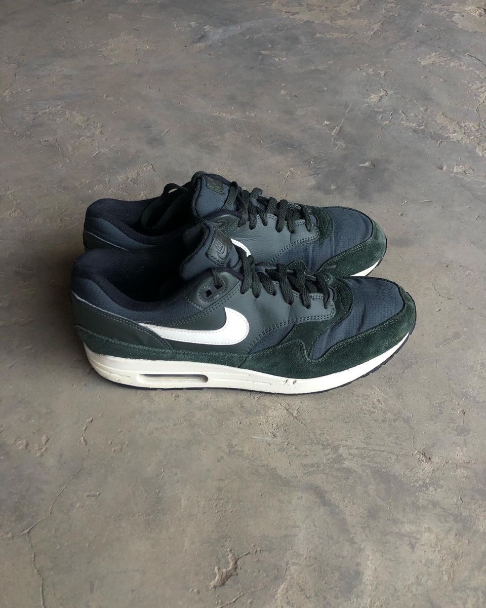 Nike air max 1 2025 outdoor green sail black