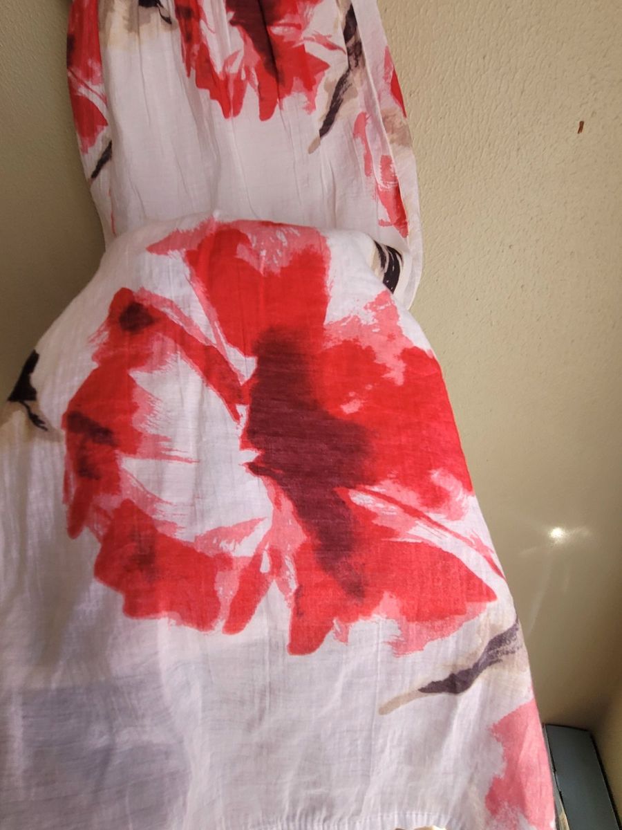 Beautiful rose Merien Hall Edgars dress. Size 8