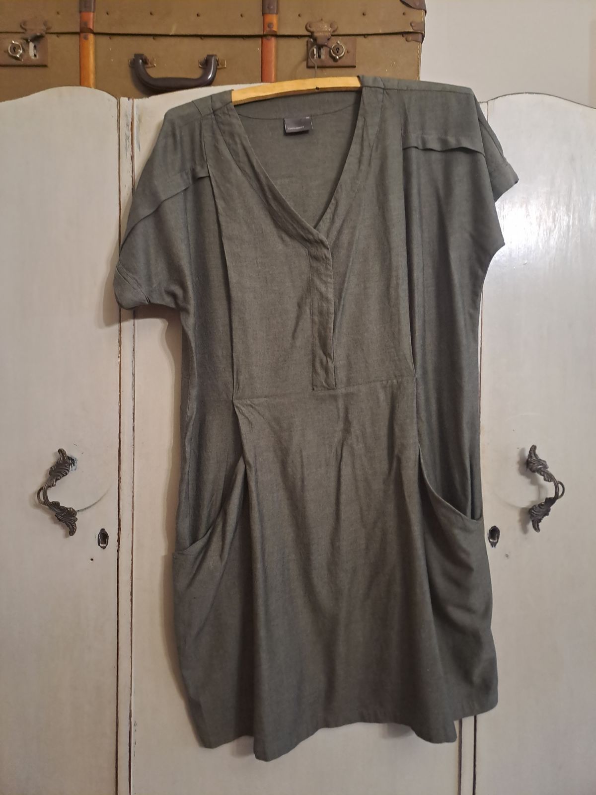 Women | Charcoal grey earthaddict dress with po | YAGA