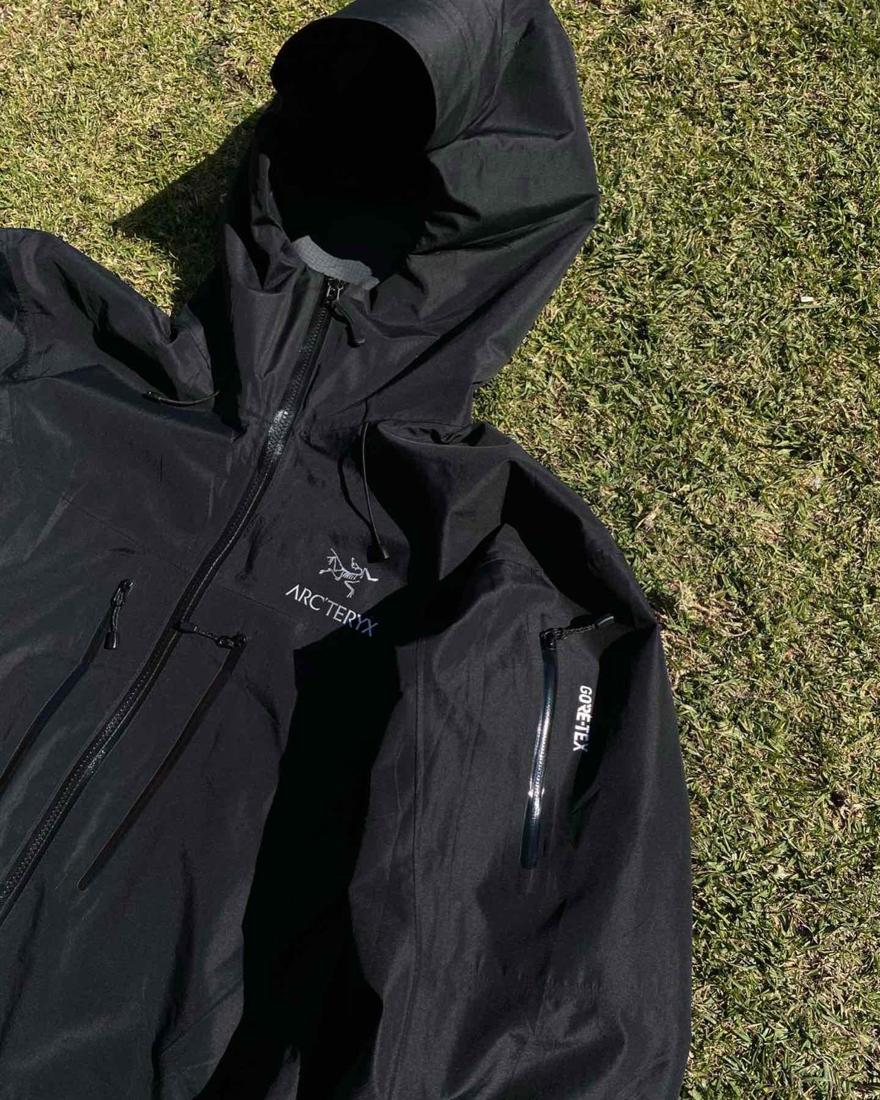 Men | 🏔ARC'TERYX ALPHA SV🏔 (TAGGED 2XL FITS | YAGA