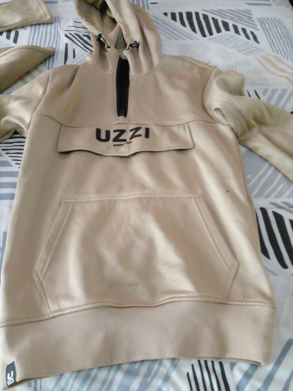 Men Step into comfort and style with the Uz YAGA