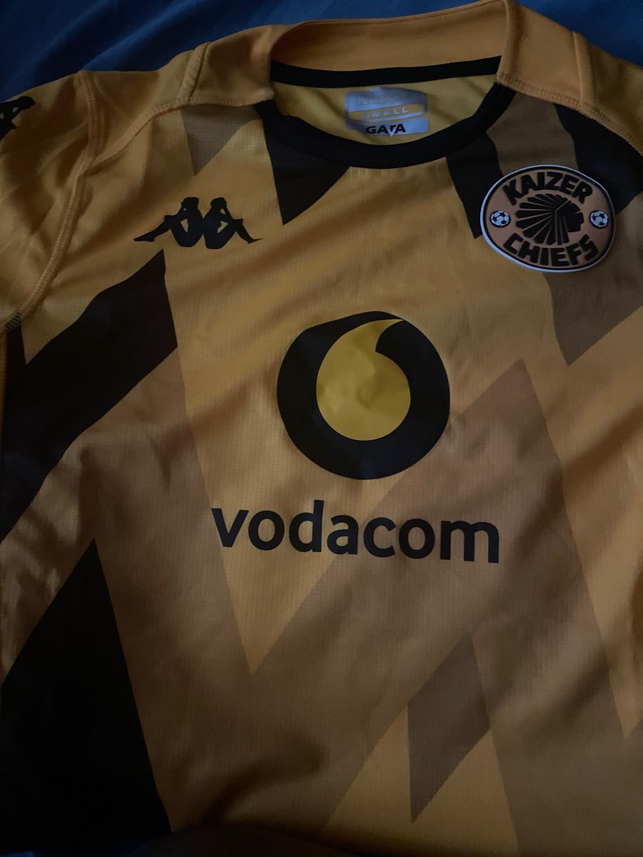 Black and gold chiefs clearance jersey