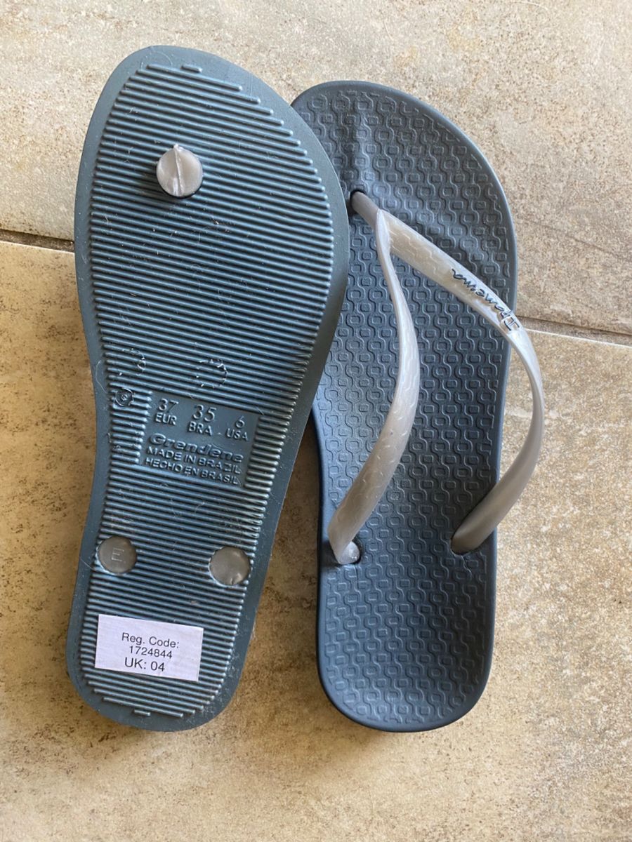 Grendene flip flops best sale uk