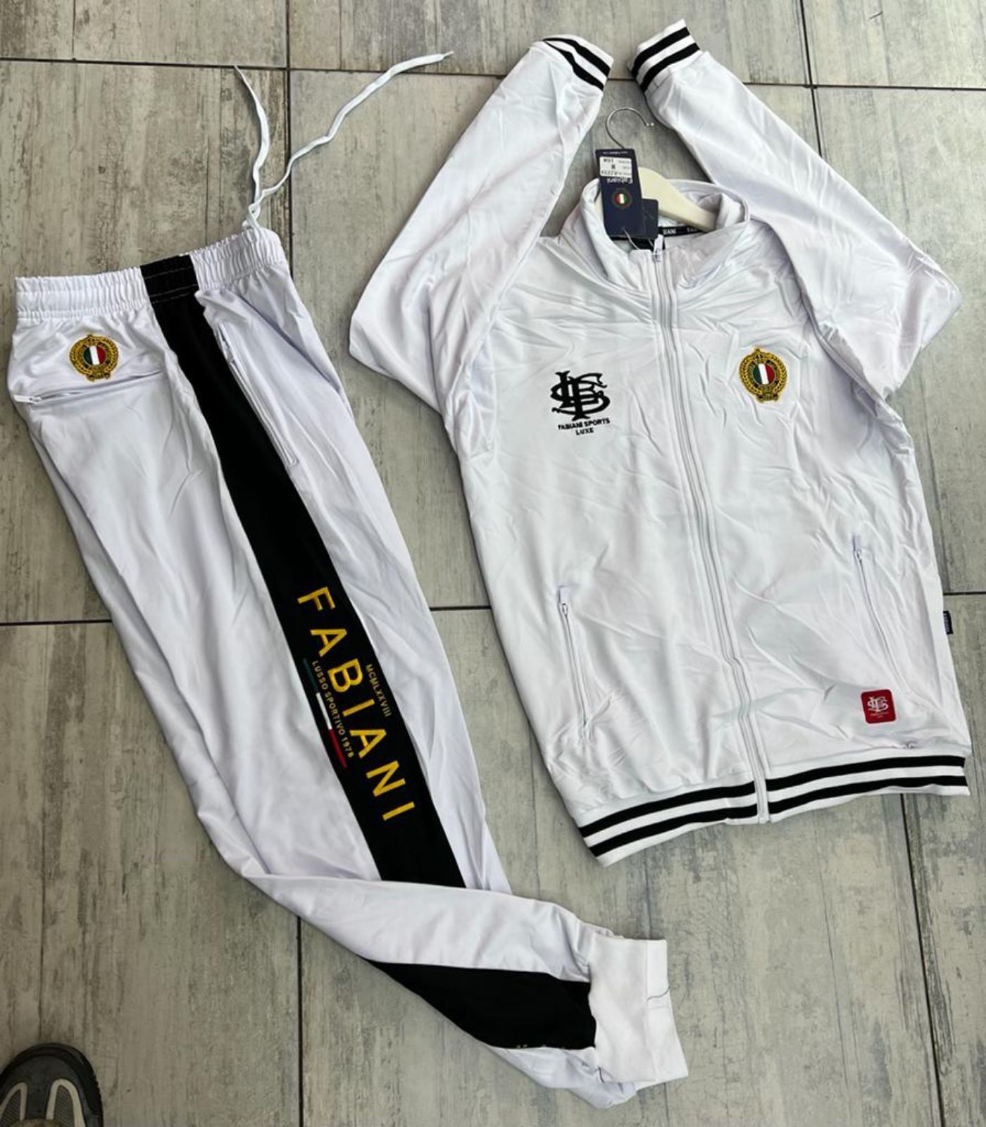 Men Fabiani tracksuit available in colour YAGA