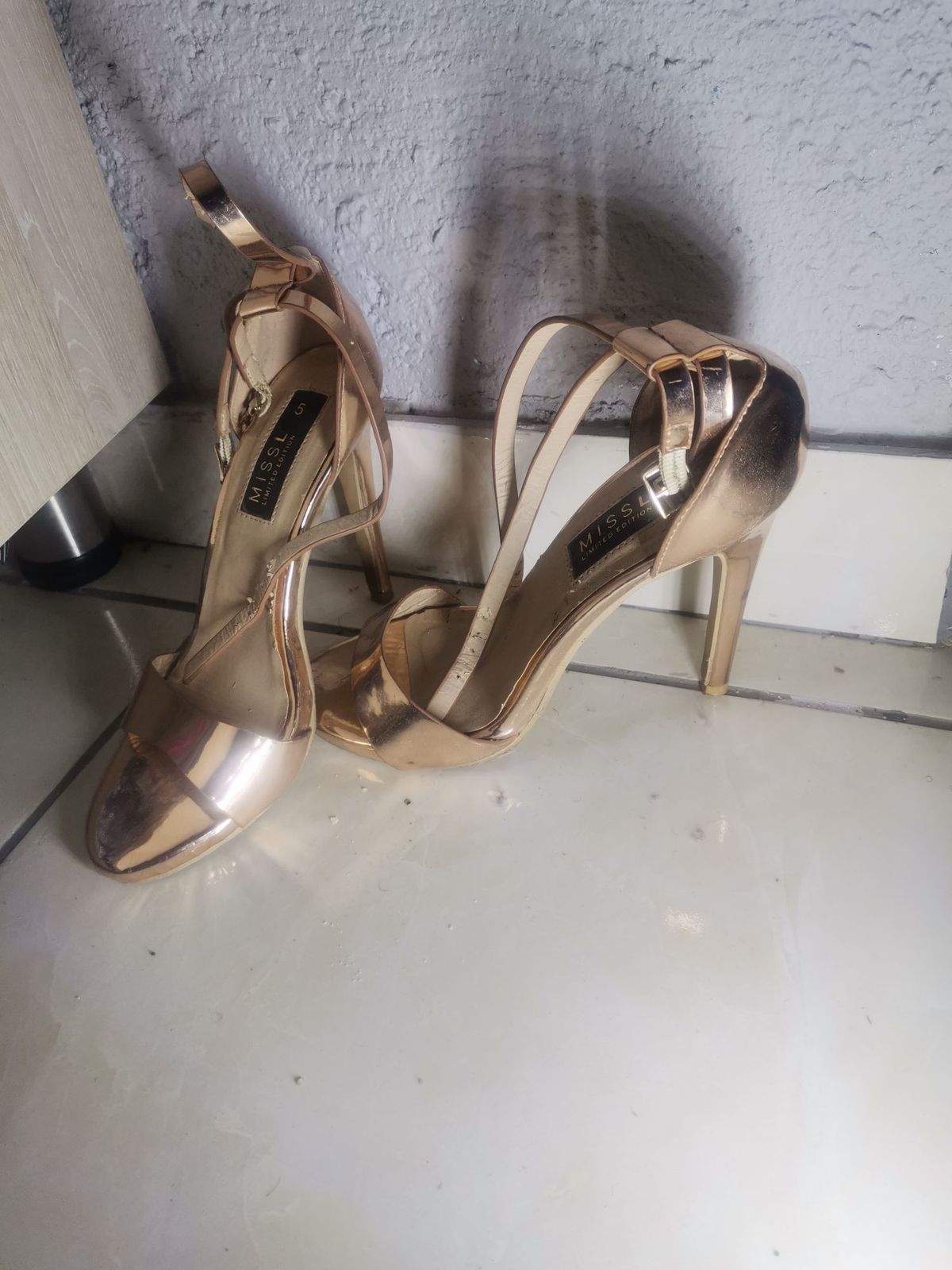 Miss selfridge gold clearance heels