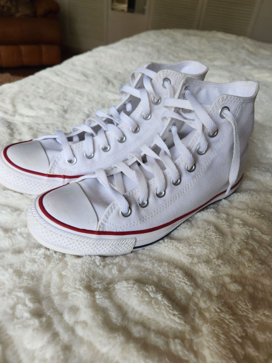 Converse poshmark 2025