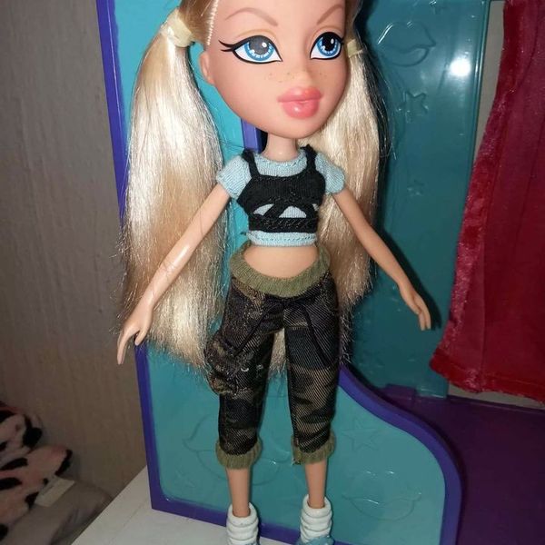 Yaga marketplace for preloved fashion