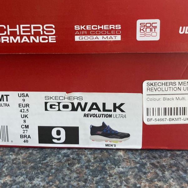 Men Brand new and unused Sketchers Go Walk Yaga SA