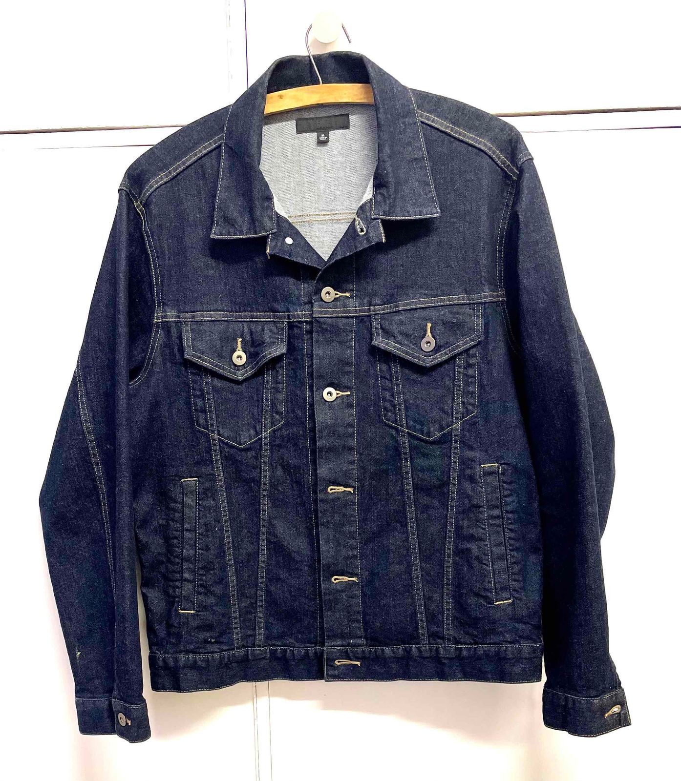 Uniqlo hot sale trucker jacket