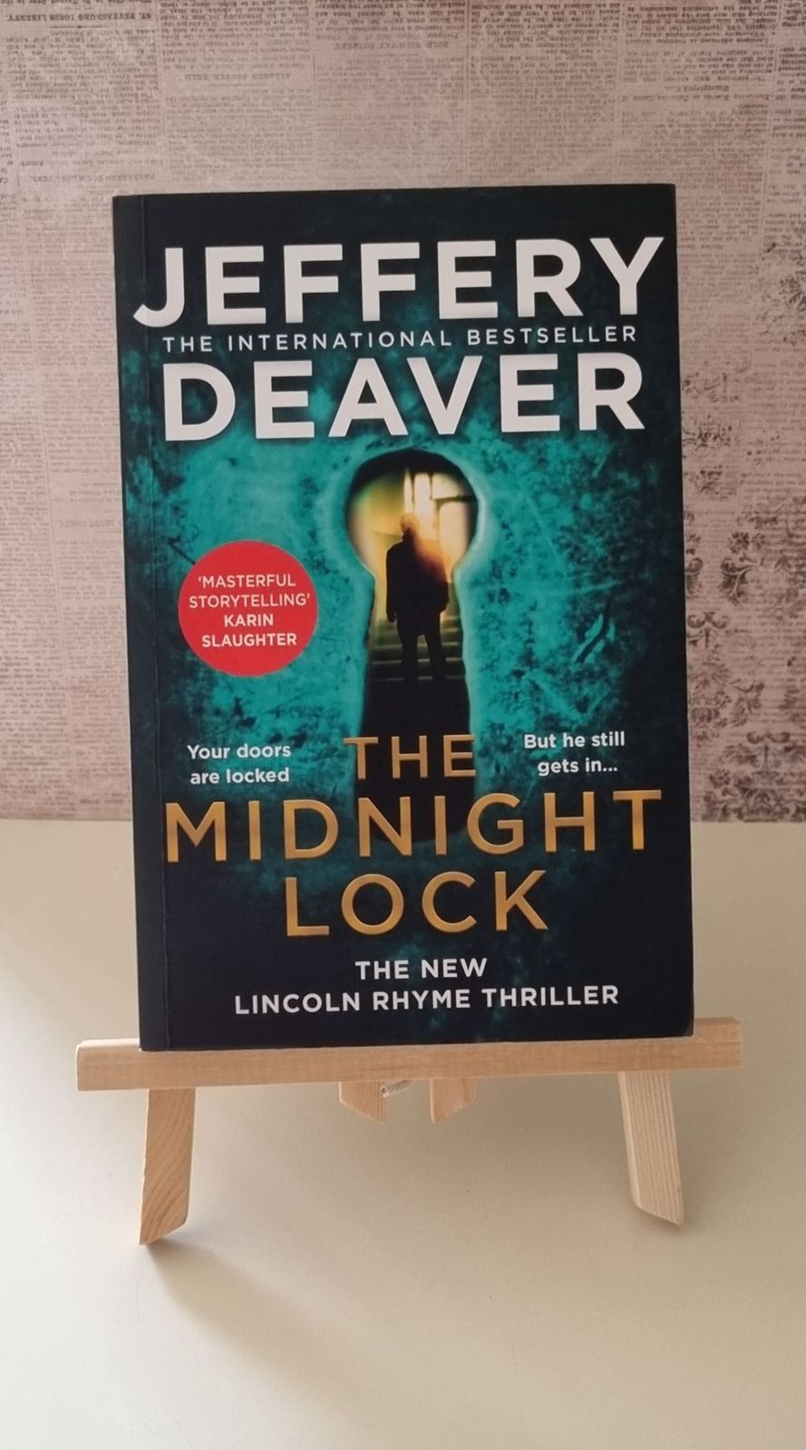 The Midnight Lock By Jeffery Deaver | Review By Mair&eacute;ad Hearne