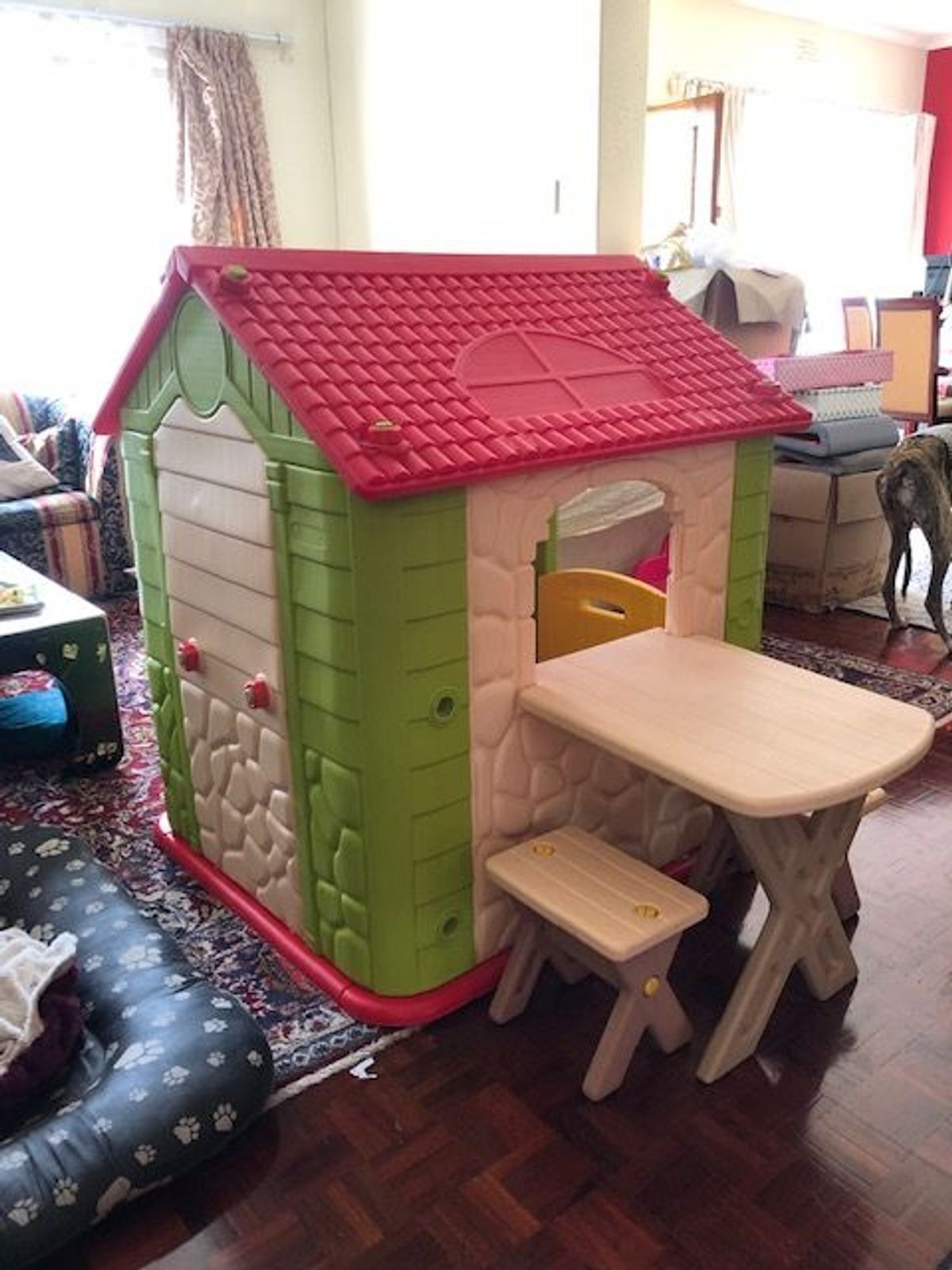 Smyths deluxe playhouse discount with table and chairs