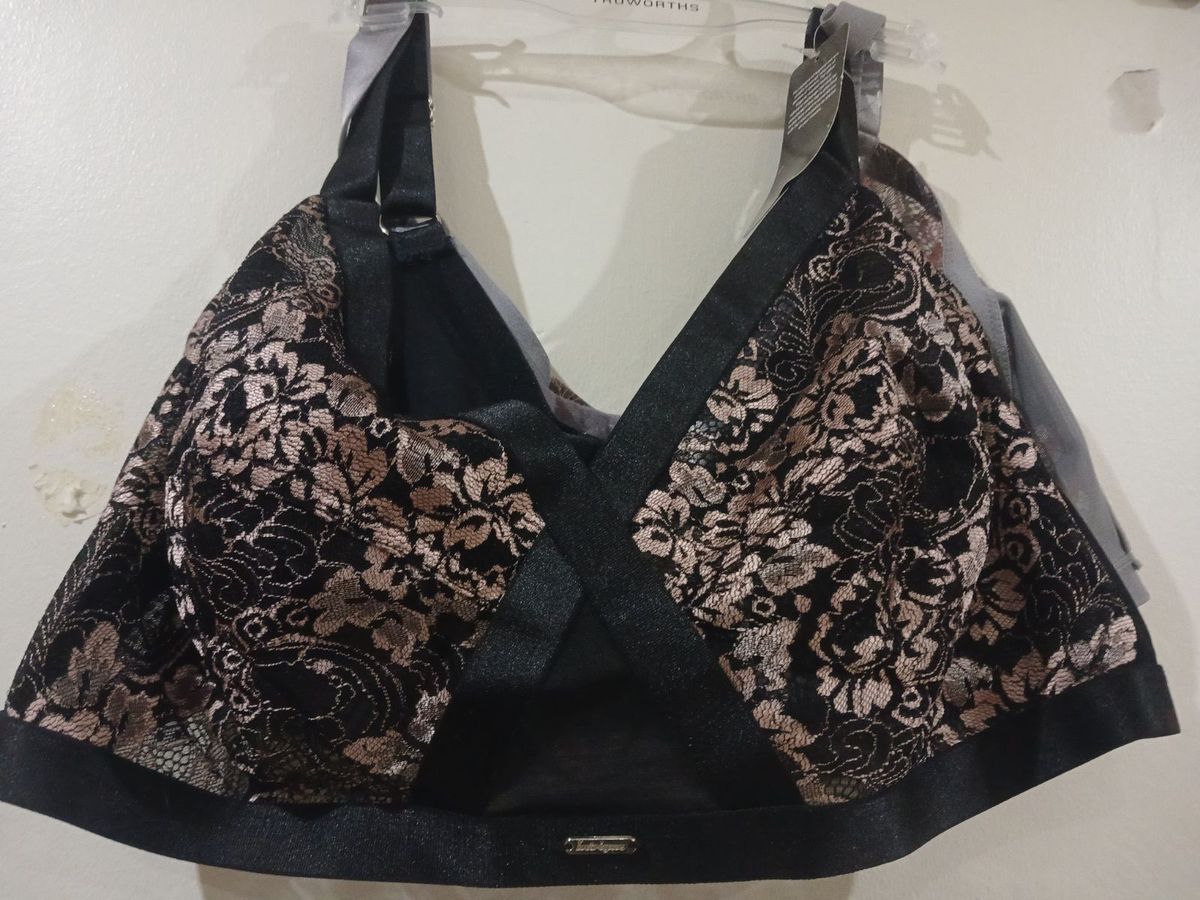 Women, Truworths Intrigue collection bra and