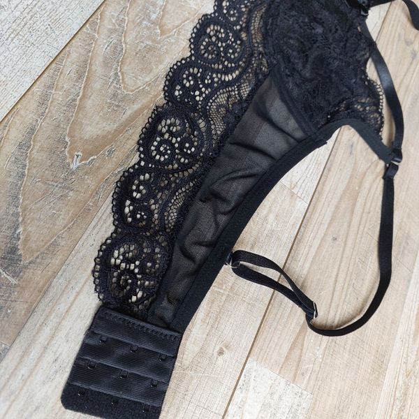 Elegant Black Lace Bra