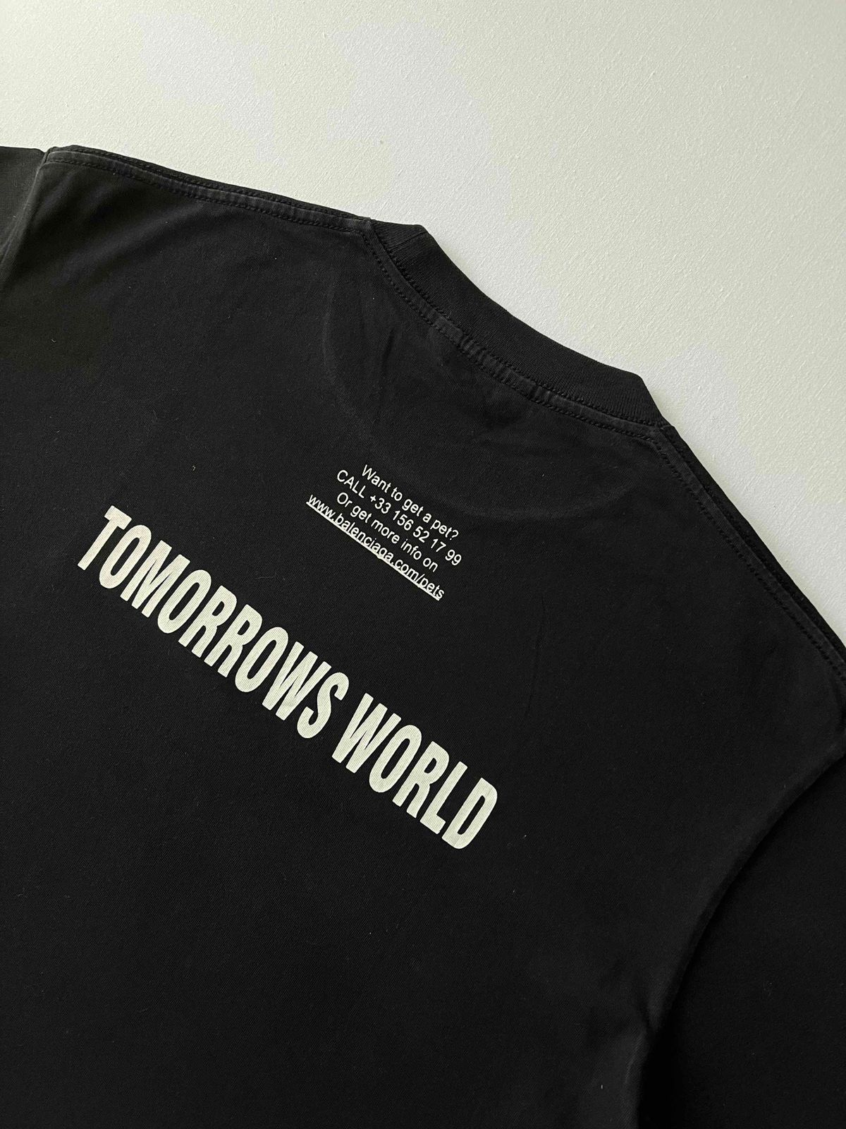 Men Very Rare Authentic Balenciaga “Tomorro YAGA