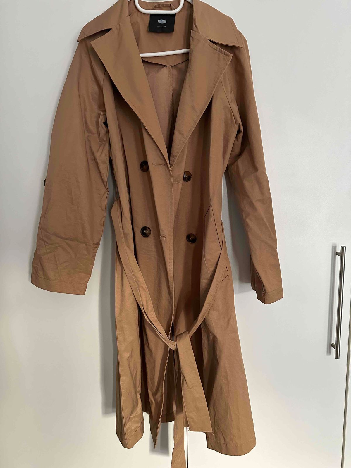 Women | Ackermans trench coat. Never worn. Size | YAGA