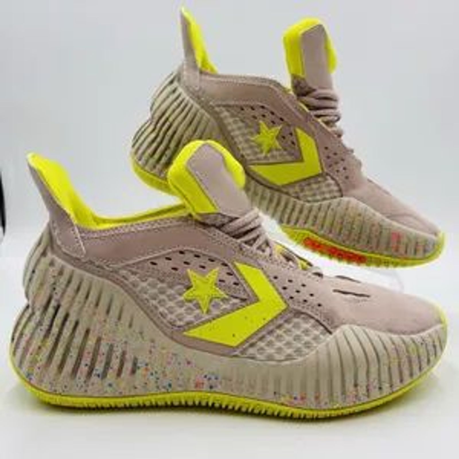 Yaga marketplace for preloved fashion