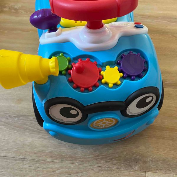 Yaga marketplace for preloved fashion