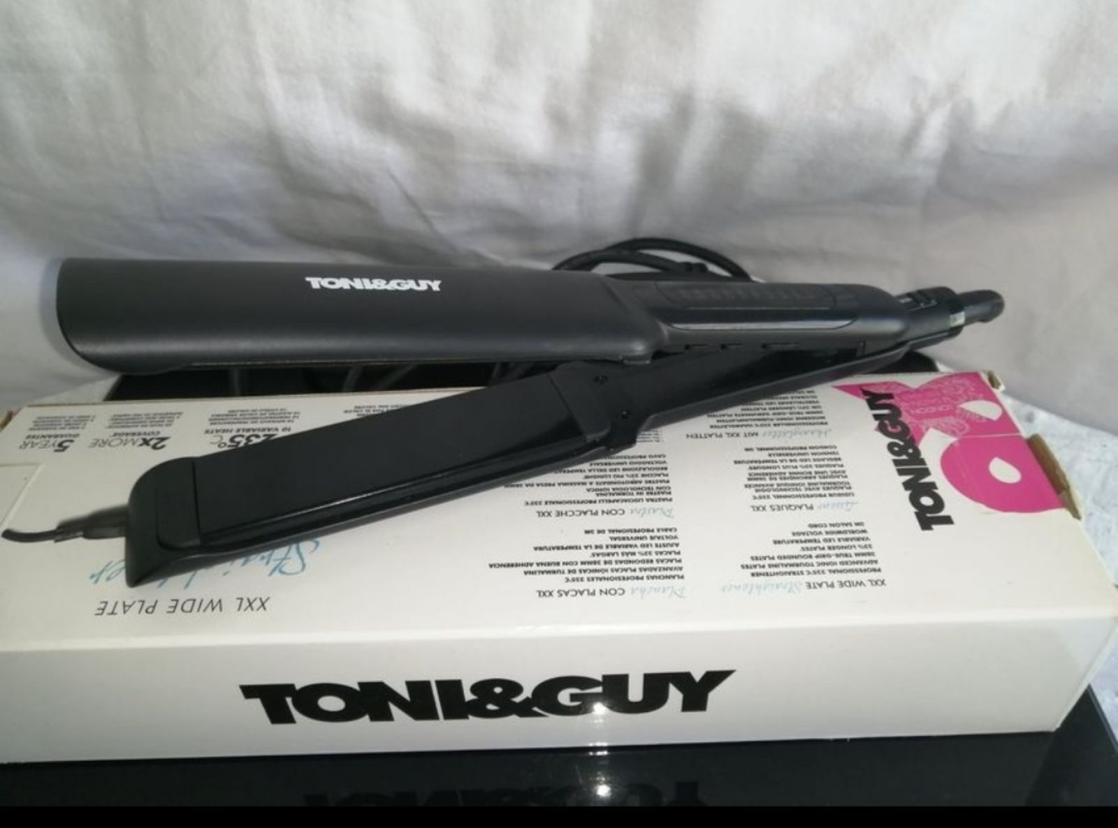 Clicks Toni And Guy Straighteners Xl Flat Iron Toni And Guy Travel