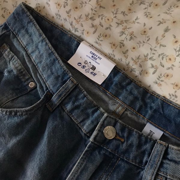 Women, H&M Curvy Fit Wide, Ultra High Jean