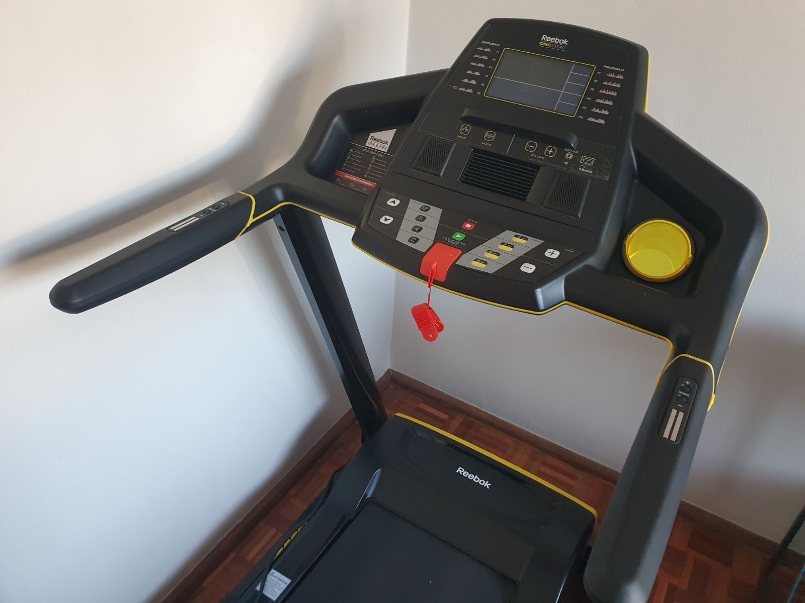 reebok s series treadmill