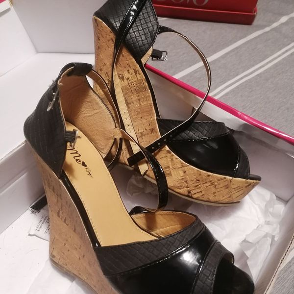 Women Very cute Rage wedge shoes, high heels YAGA