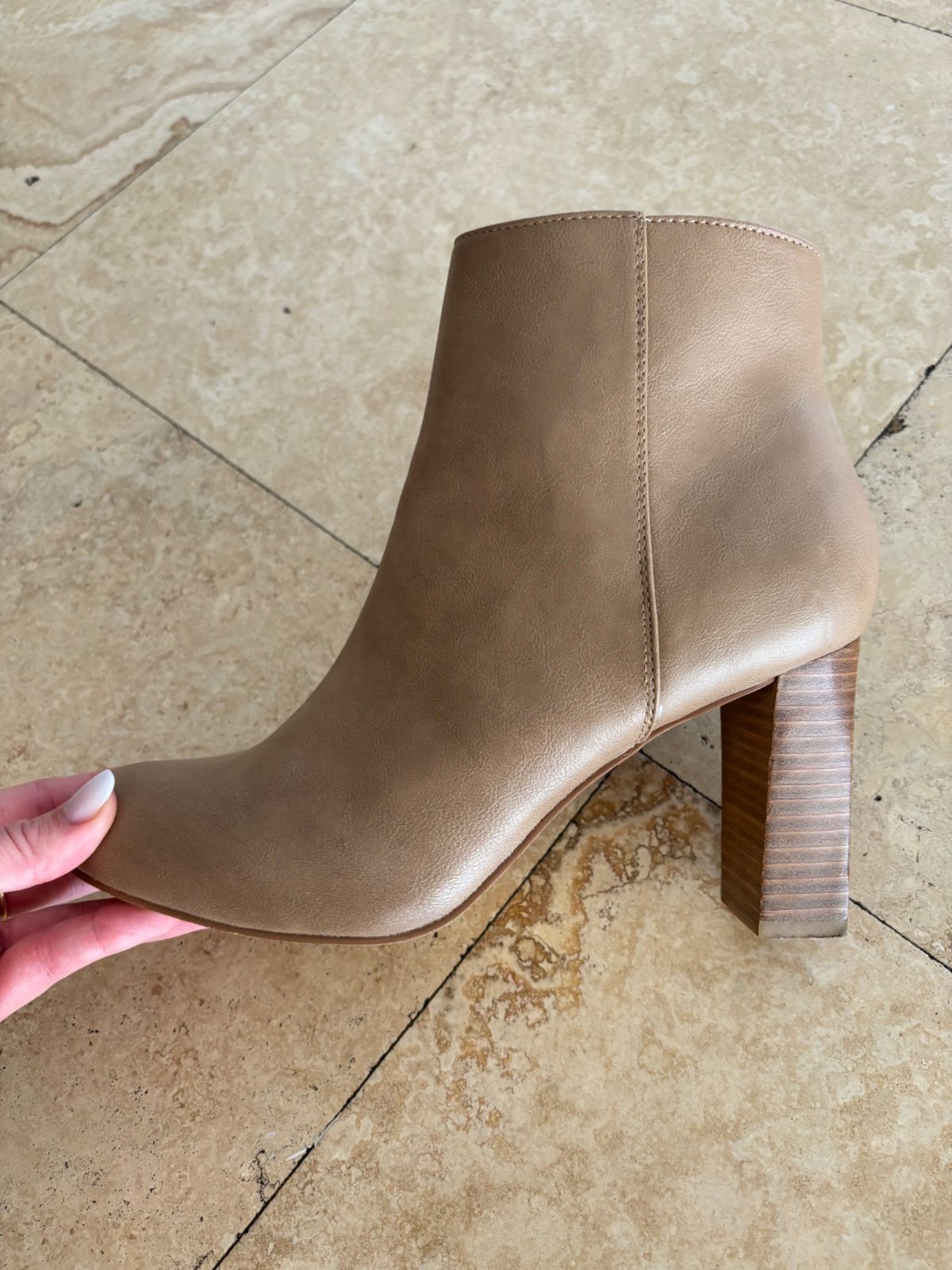 Yaga marketplace for preloved fashion